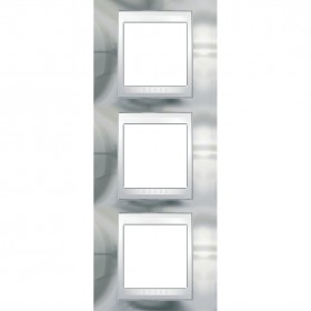 Рамка 3-ая Schneider Electric Unica Top Серебристый/Белый MGU66.006V.810 IP20